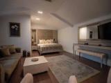 Quadruple Suite