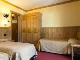 Standard Triple room with balcony