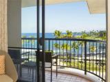Suite with ocean view