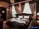 Grand room