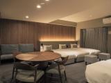 Deluxe Suite with balcony