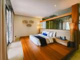 Grand room with sea view