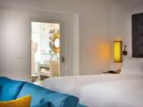 Deluxe Suite with balcony