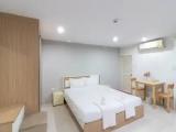 Deluxe Double room with city view
