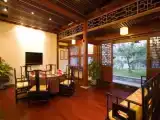 Double Multi-level Suite