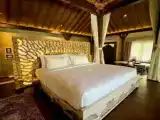 Luxury Suite