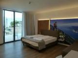 Junior Suite with pool view