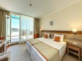 Deluxe room with sea view