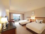 Standard Twin room with East view