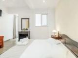 Standard Triple room with balcony