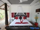2 Bedrooms Villa beachfront