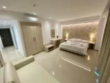 Junior Suite with pool view