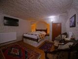 Cave Double room