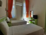 Standard room with balcony and with garden view