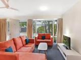 2 Bedrooms Villa