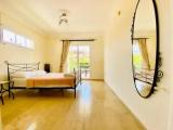 3 Bedrooms Sextuple Villa