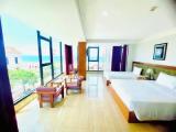 Grand room