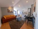 2 Bedrooms Single Suite