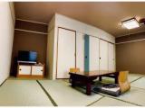 Economy Triple room