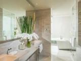 Suite with ocean view