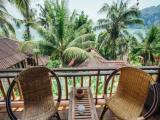 Bungalow with balcony and with sea view