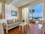 Superior Double room with balcony and beachfront