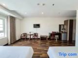 Deluxe Family room with city view