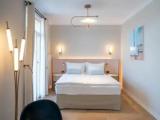 Deluxe Junior Suite with lake view