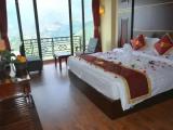 Deluxe room with mountain view