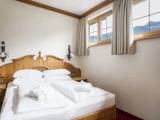 2 Bedrooms Standard room with balcony and with mountain view
