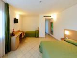 Standard Triple room with balcony
