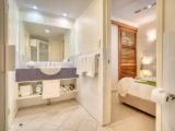 1 Bedroom Apartment with balcony and with garden view