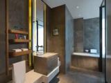 Deluxe Double room with city view