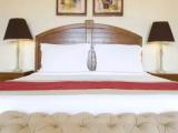 Laguna Double Club room