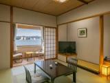 Standard room with lake view