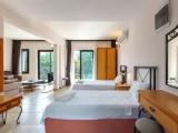 2 Bedrooms Grand Suite with balcony
