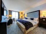 Comfort room with lake view