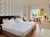 Double room with pool view