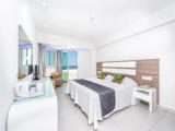 Deluxe room with sea view