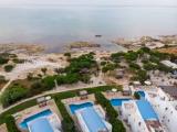 3 Bedrooms Villa beachfront