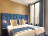 Standard Double room with city view