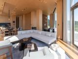 4 Bedrooms Executive Suite with mountain view