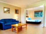 1 Bedroom Suite with balcony and with bay view