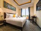 2 Bedrooms Standard Family room with balcony and with city view