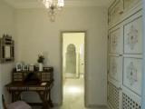 Luxury Single Suite