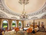 Suite with garden view