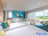 Superior Twin room with view
