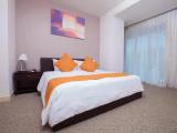 3 Bedrooms Apartment