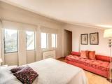 Executive Suite with garden view