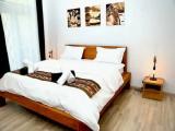 Deluxe Suite with balcony and with garden view